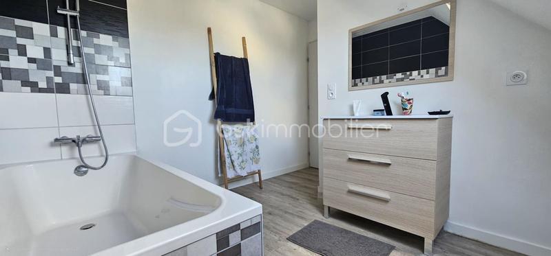 Maison - 117 m² - 5 pièces