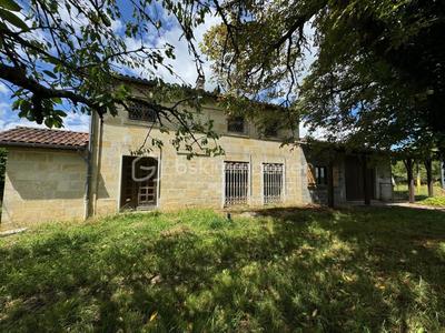 Maison en pierre - 165 m² - 8 pièces