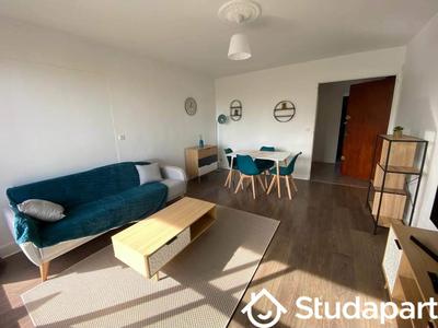 Chambre - 9 m² - 1 pièce