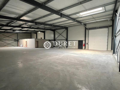 Local d'activités - 568 m²