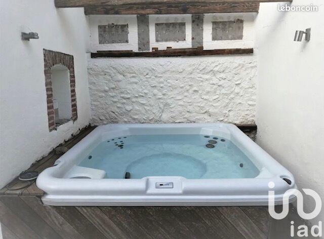 Maison - 189 m² - 8 pièces