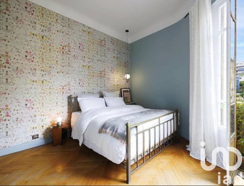 Appartement - 100 m² - 3 pièces