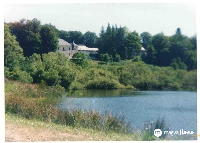 Château - 1 950 m² - 26 pièces