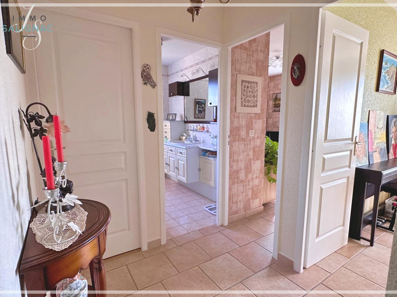 Maison - 121 m² - 5 pièces