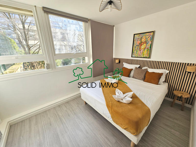 Immeuble - 160 m² - 8 pièces