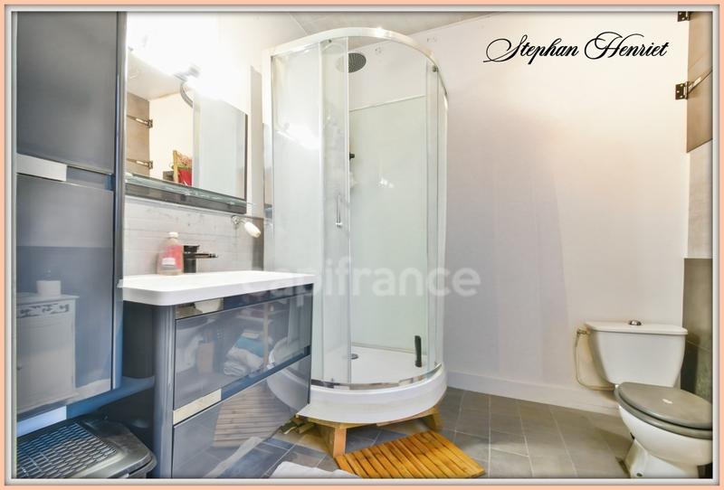 Maison - 262 m² - 12 pièces