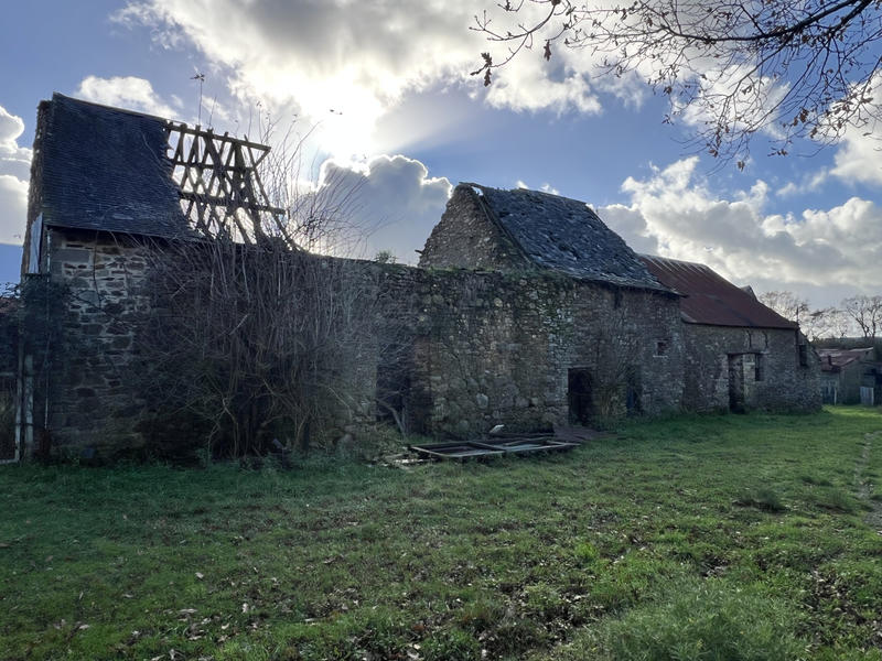 Maison - 300 m² - 4 pièces