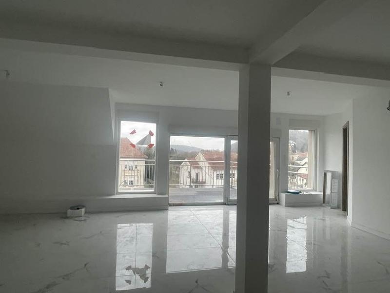 Appartement - 105 m² - 4 pièces