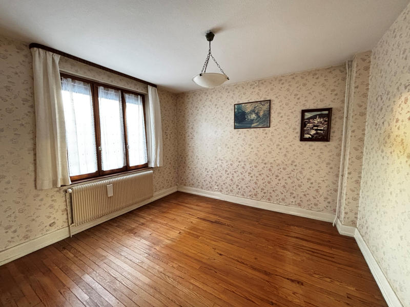 Maison - 144 m² - 6 pièces