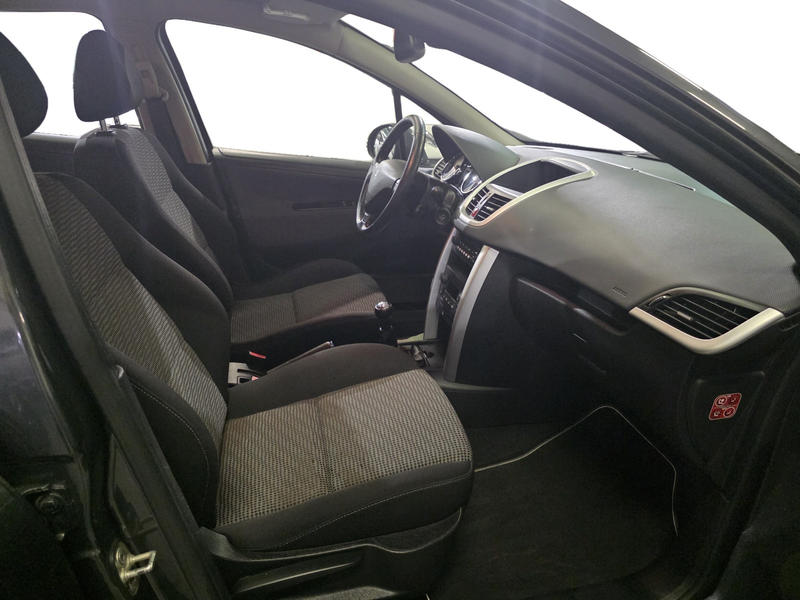 Peugeot 207 - 1.4 HDi 70 Cv Allure