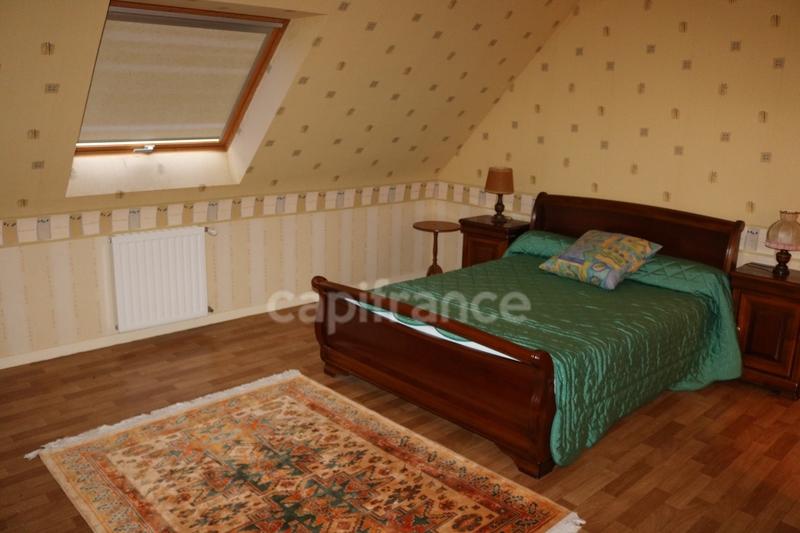 Maison - 149 m² - 7 pièces