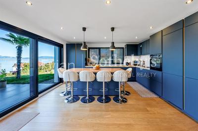 Maison - 171 m² - 6 pièces