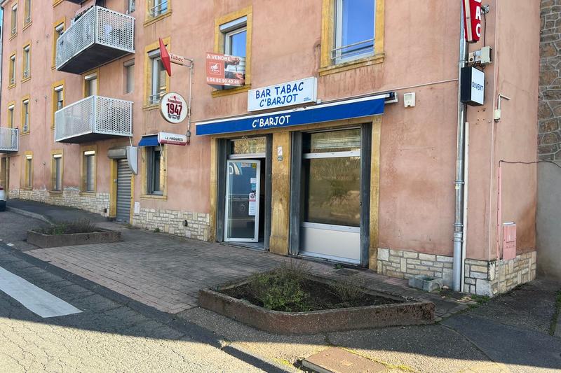 Local commercial - 93 m²