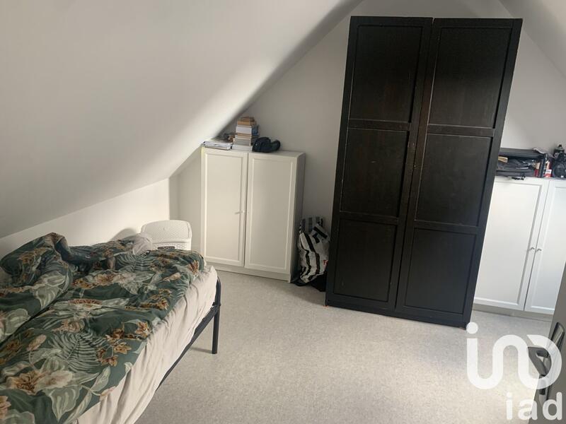 Maison - 205 m² - 9 pièces