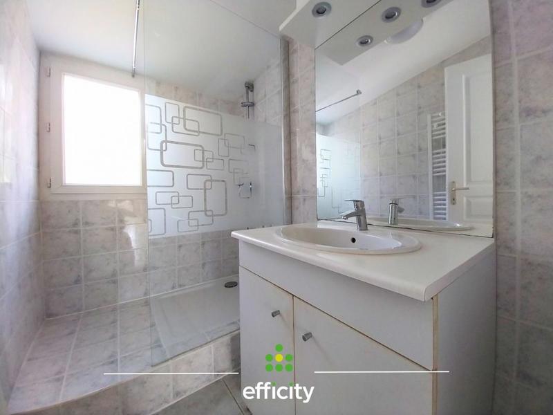 Maison - 75 m² - 3 pièces