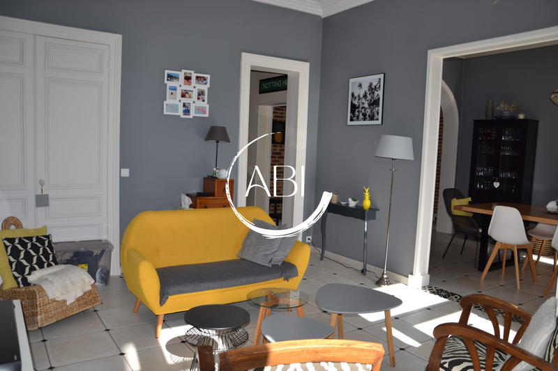 Maison - 160 m² - 8 pièces