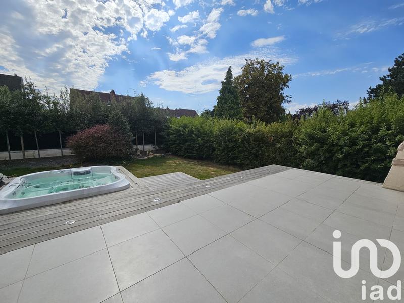 Maison - 134 m² - 6 pièces