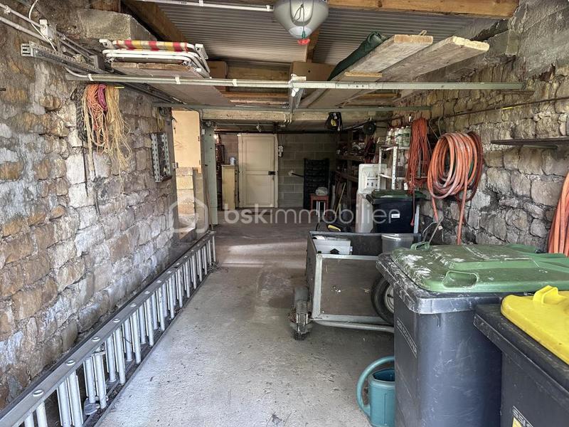 Maison - 176 m² - 8 pièces