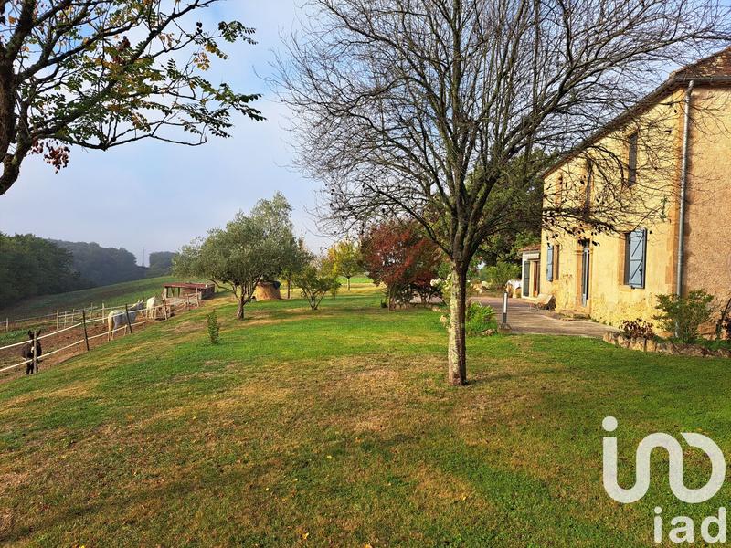 Maison - 500 m² - 13 pièces