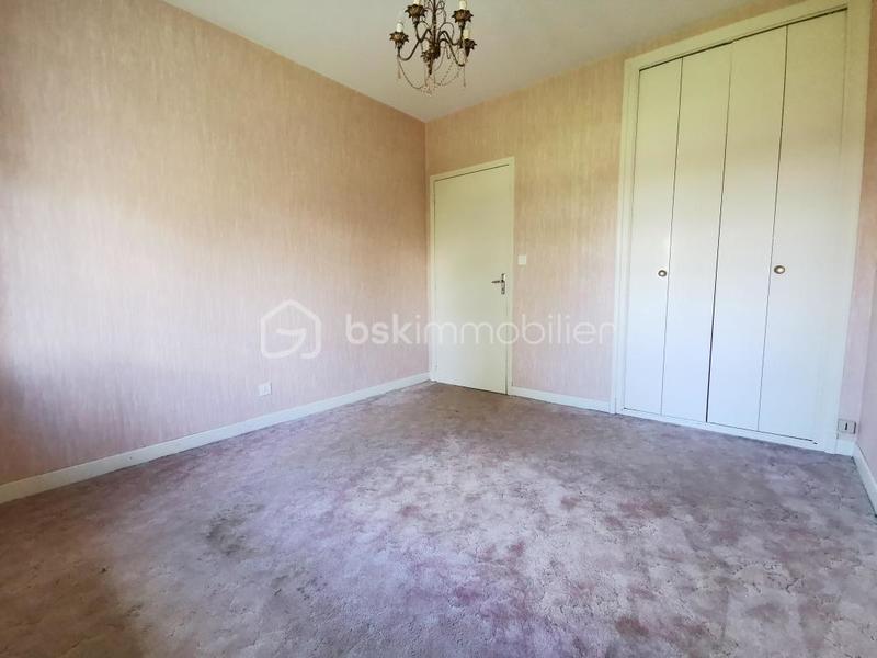 Maison traditionnelle - 162 m² - 5 pièces