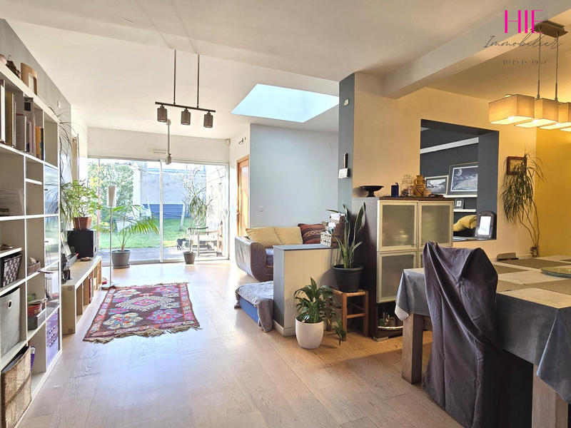 Maison traditionnelle - 110 m² - 7 pièces