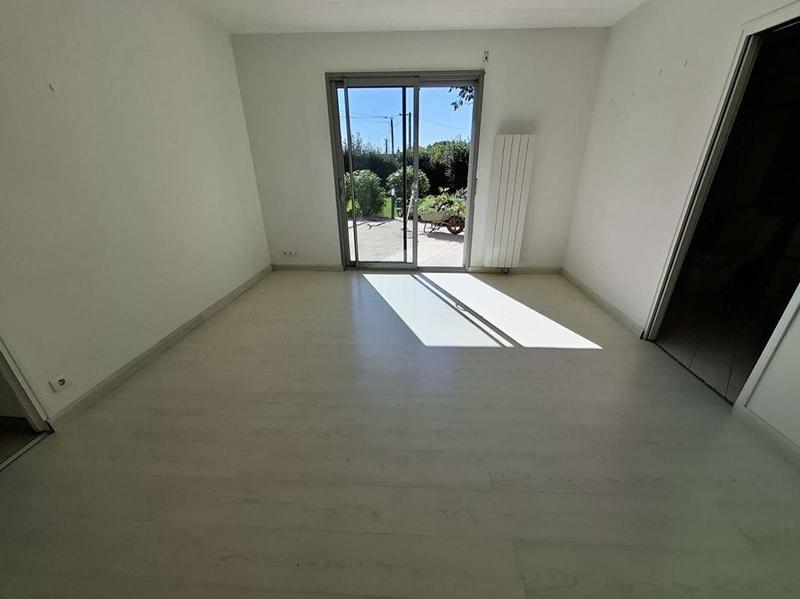 Maison - 140 m² - 8 pièces