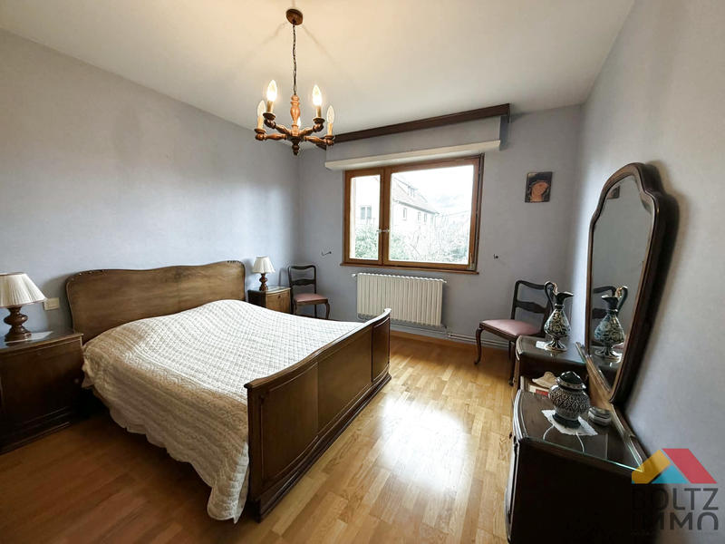 Maison - 186 m² - 6 pièces