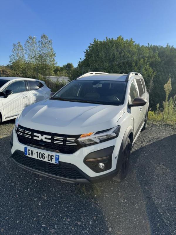 Dacia Jogger Hybrid 140 7 places Extreme