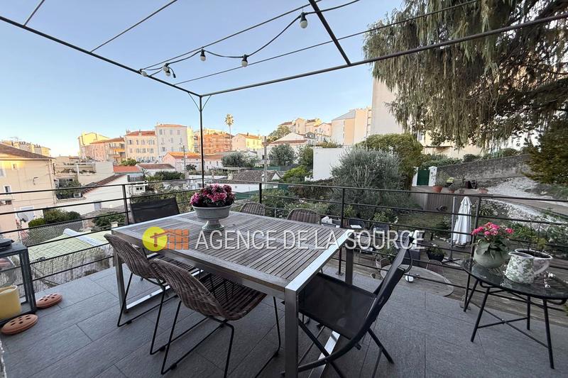 Maison - 98 m² - 4 pièces