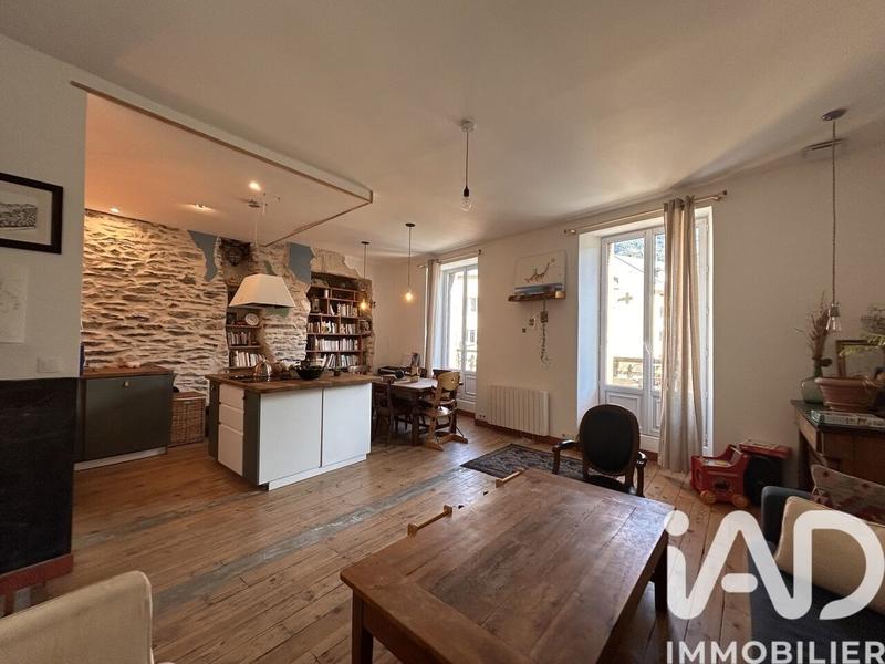 Appartement - 92 m² - 4 pièces