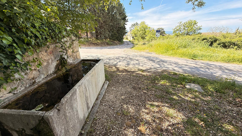 Terrain constructible - 2 500 m²