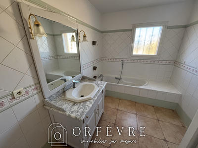 Maison - 130 m² - 4 pièces