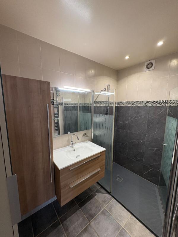 Duplex - 93 m² - 5 pièces