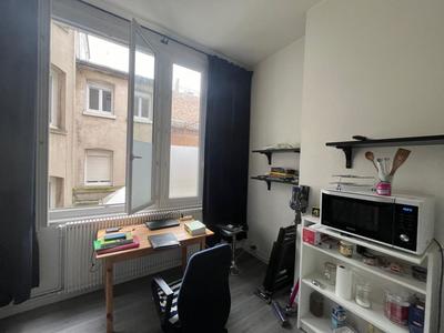 Studio - 21 m² - 2 pièces