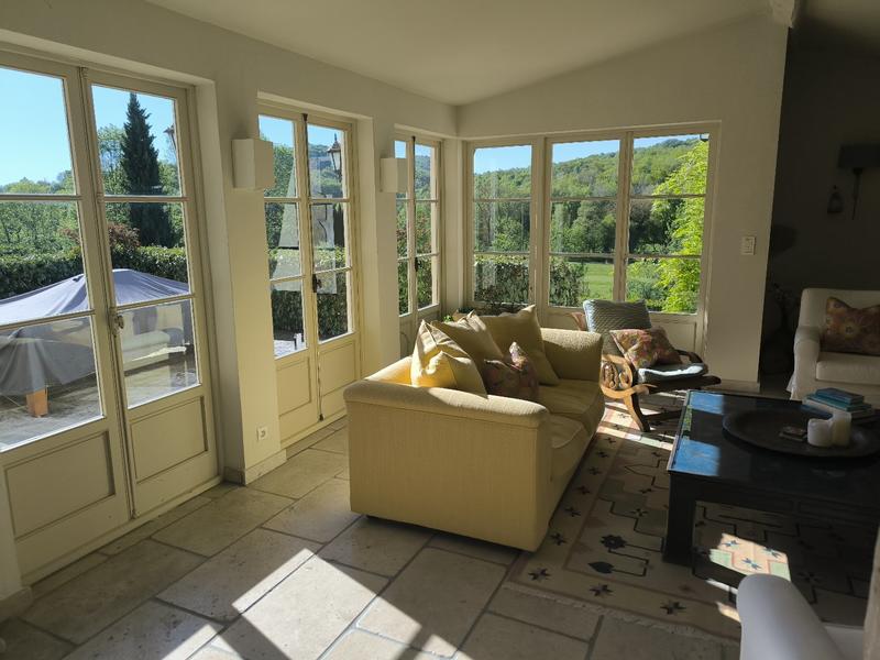 Maison - 296 m² - 8 pièces