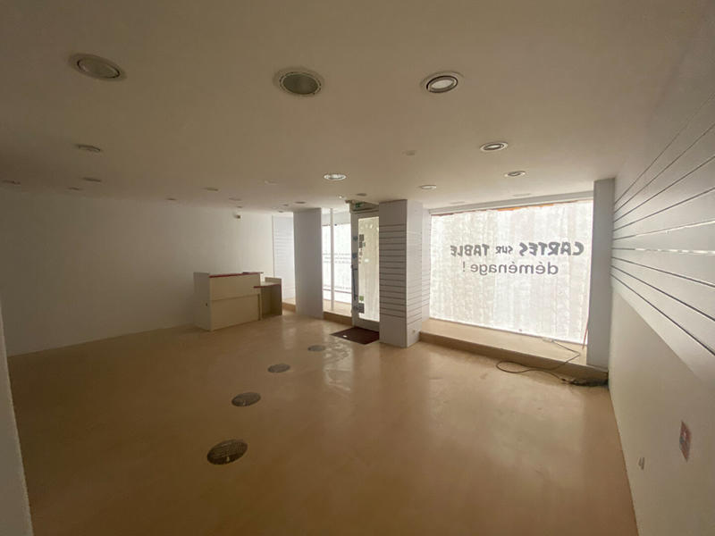 Local commercial - 80 m² - 2 pièces