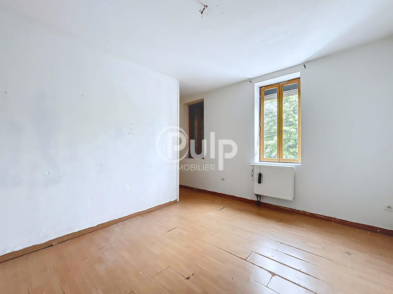 Maison - 100 m² - 6 pièces