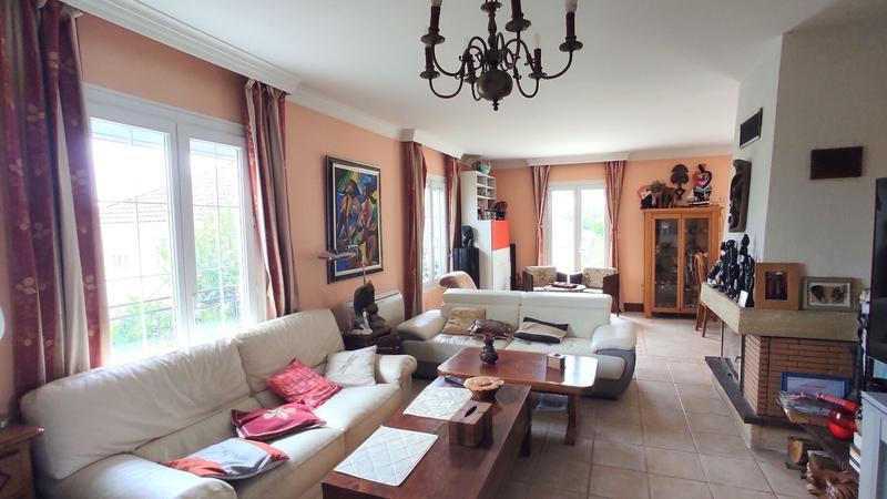 Maison - 97 m² - 4 pièces