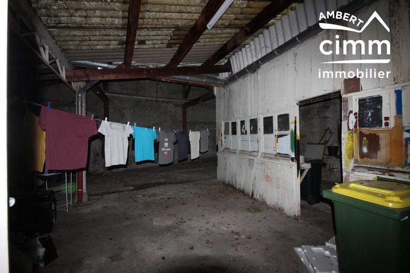 Maison - 180 m² - 12 pièces