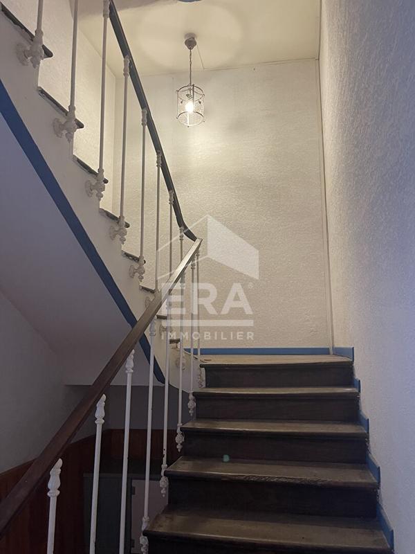 Maison - 261 m² - 7 pièces