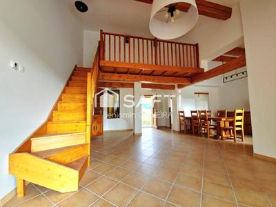 Maison - 109 m² - 7 pièces