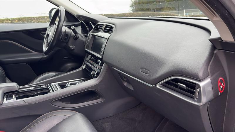 Jaguar F-Pace 2.0 d 180 Bva Prestige