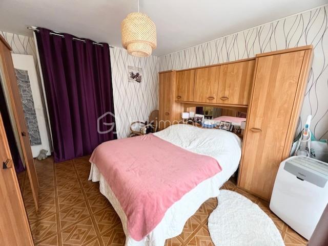 Appartement - 82 m² - 5 pièces