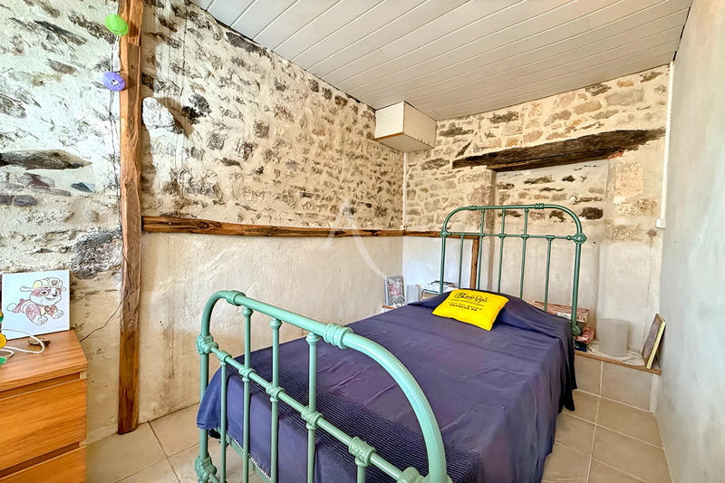 Maison - 97 m² - 3 pièces