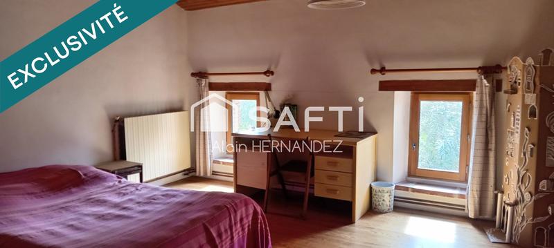 Maison - 295 m² - 12 pièces