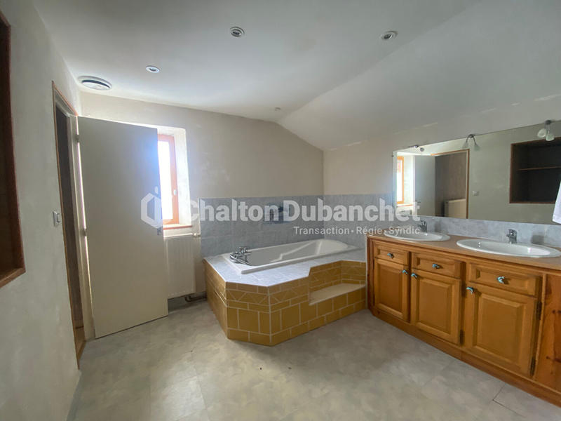 Maison - 174 m² - 5 pièces