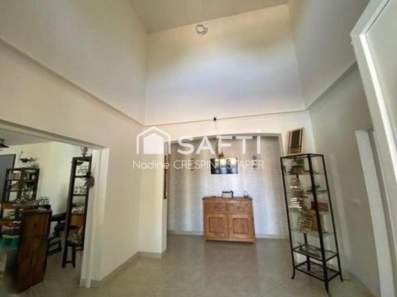 Maison - 200 m² - 7 pièces