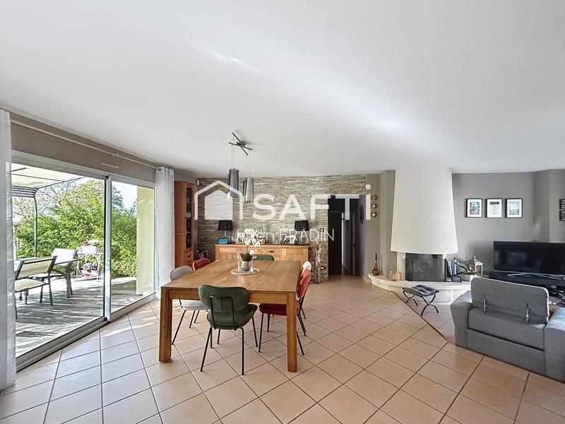 Maison - 139 m² - 7 pièces