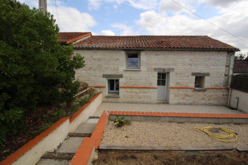Maison - 150 m² - 9 pièces