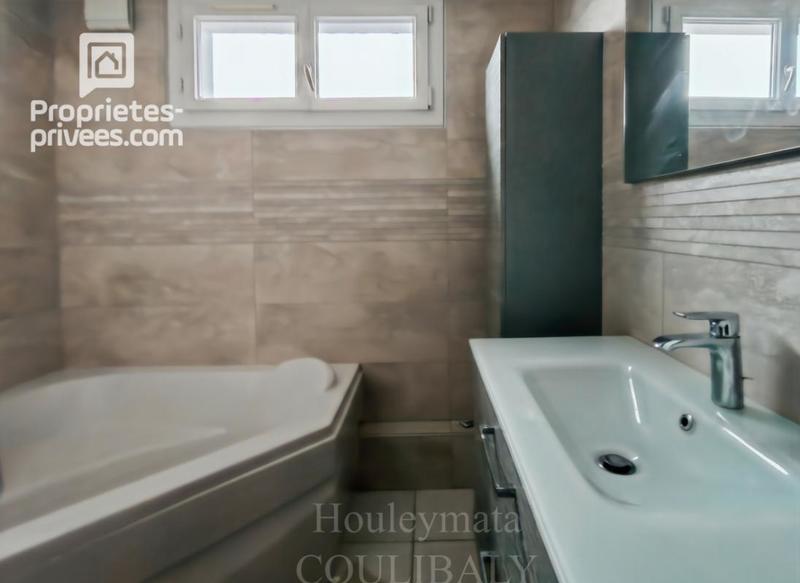 Maison - 133 m² - 5 pièces